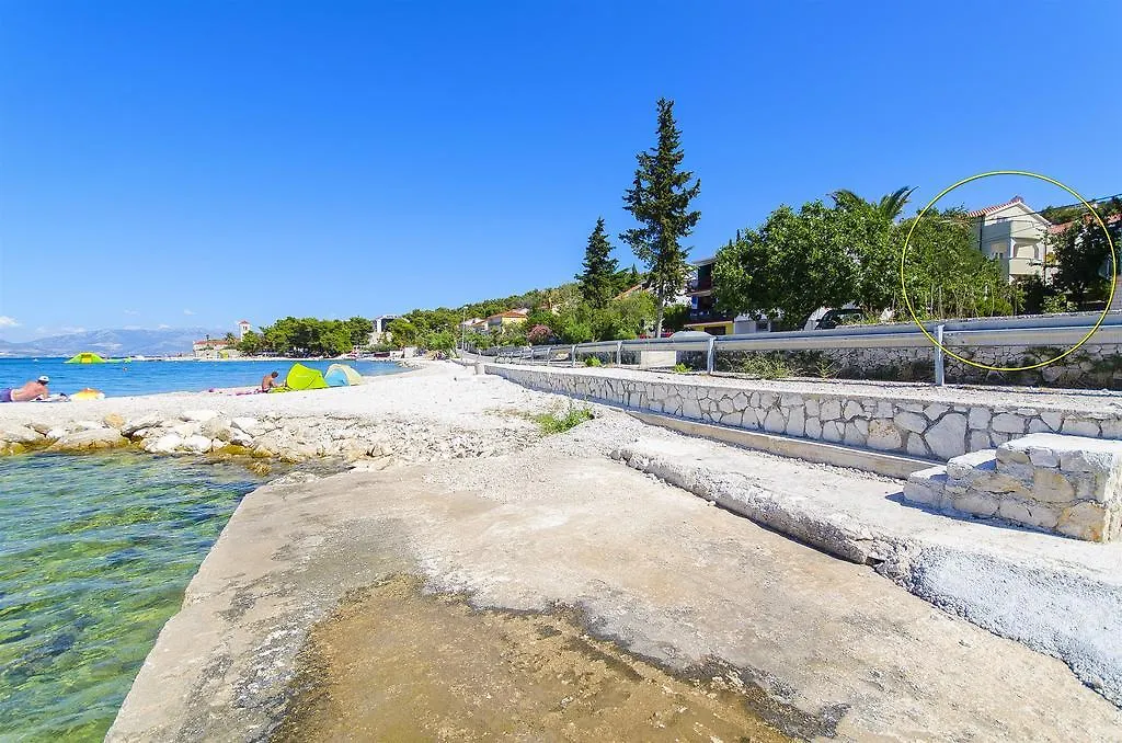 טרוגיר Apartments Slava