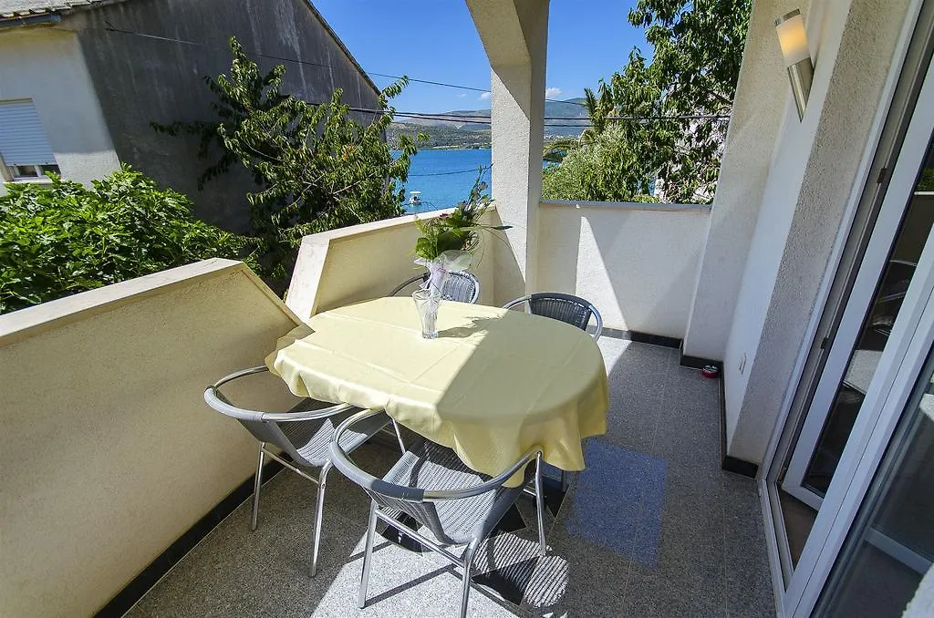 טרוגיר Apartments Slava 0*,  קרואטיה